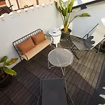 ベッド・アンド・ブレックファスト Bubusuites